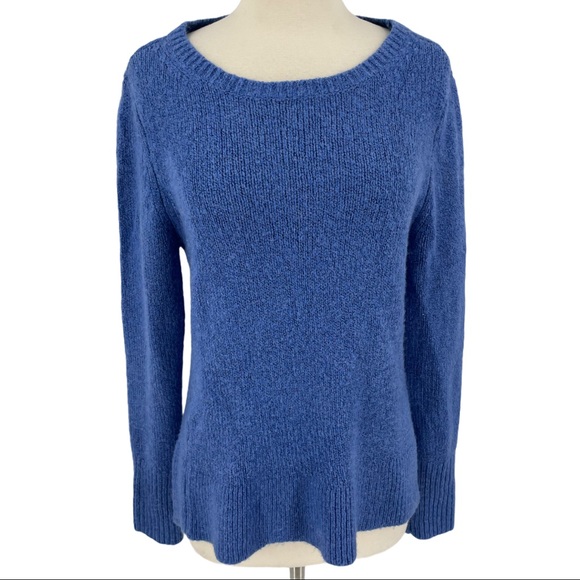 Lou & Grey Sweaters - Lou & Grey Knit Sweater Medium scoop neck